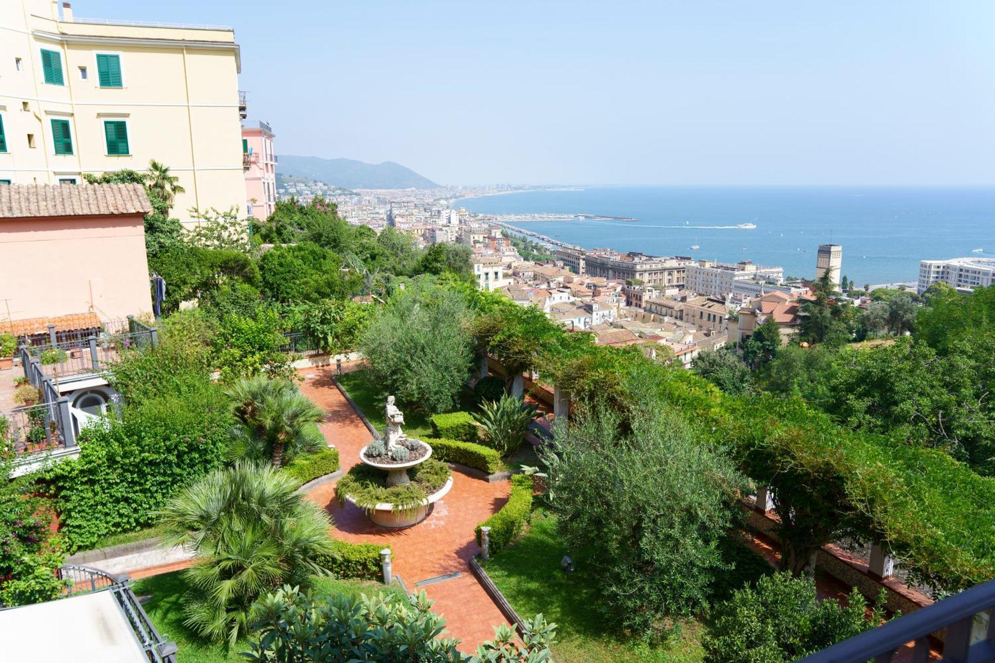 Suite Aphrodite - Exclusive Flat Salerno Exterior foto
