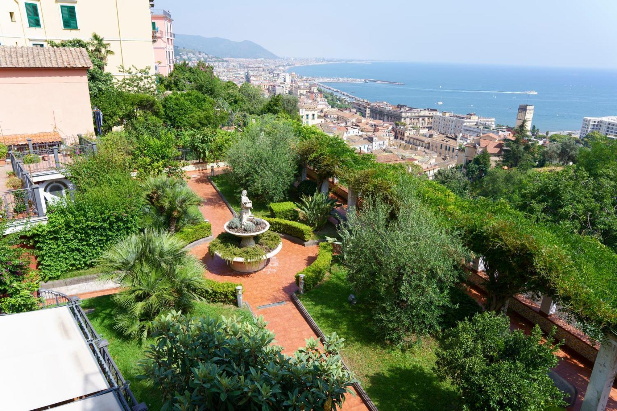 Suite Aphrodite - Exclusive Flat Salerno Exterior foto