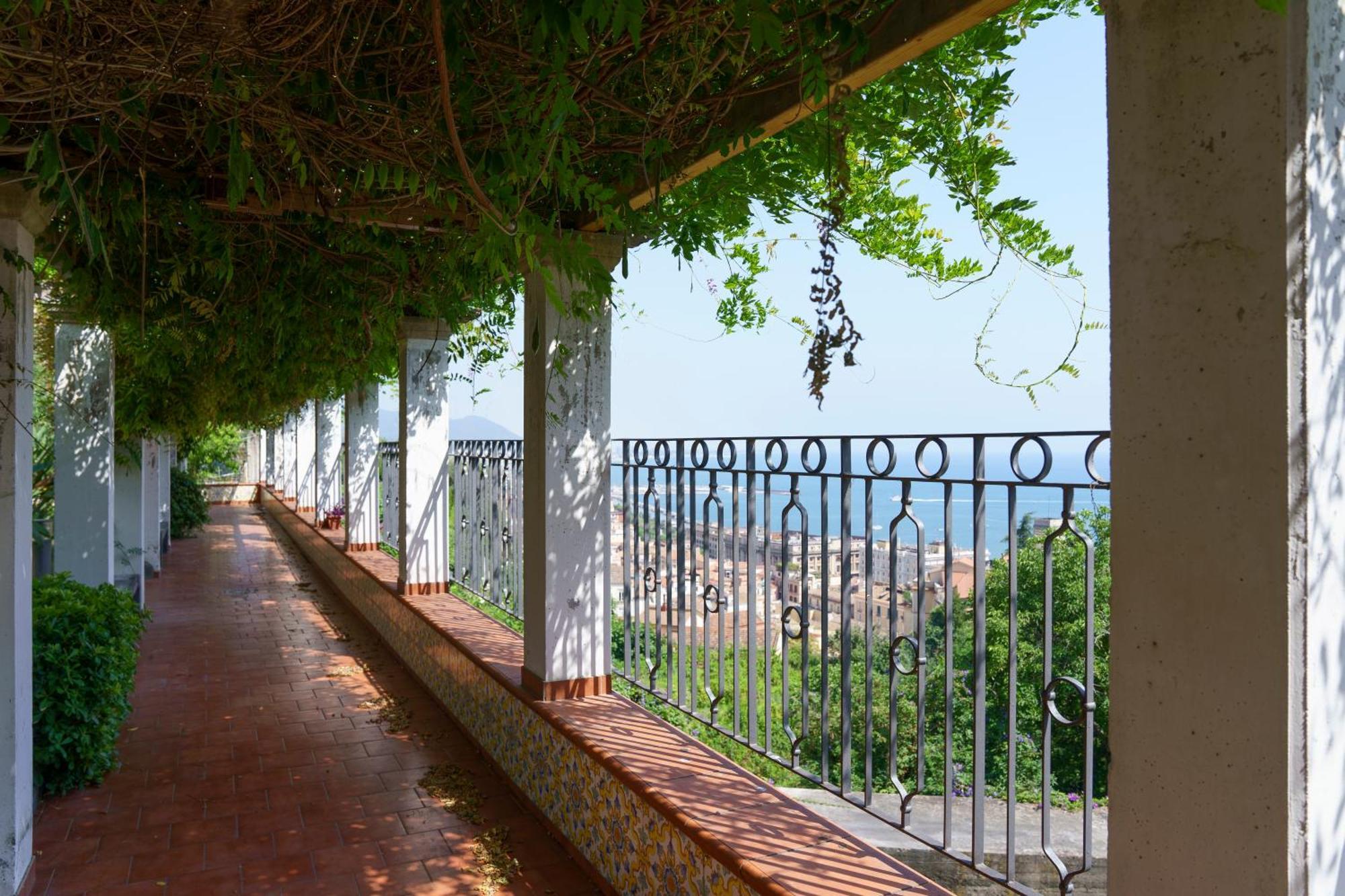 Suite Aphrodite - Exclusive Flat Salerno Exterior foto